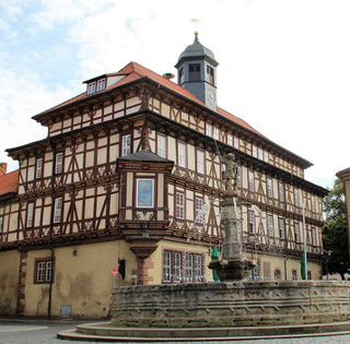 Rhoen Vacha Rathaus sch jpg