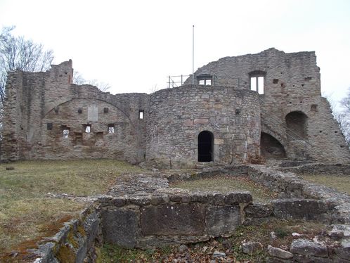 Ruine Henneburg